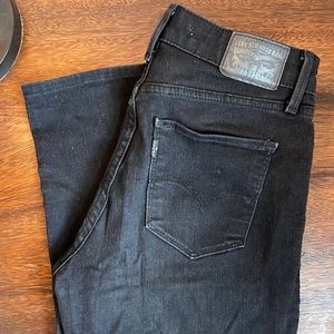 LEVI’s Jeans
